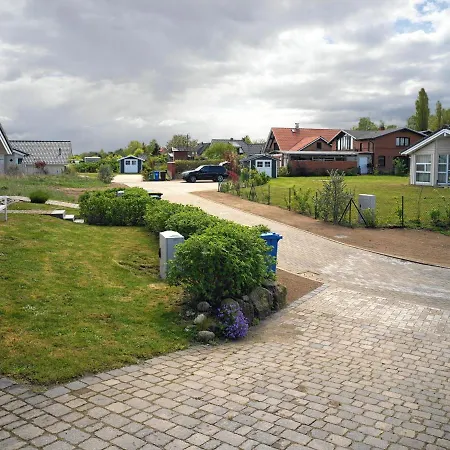 Daenische Ferienhaeuser Am Salzhaff Haus Vogelparadies Holiday home *