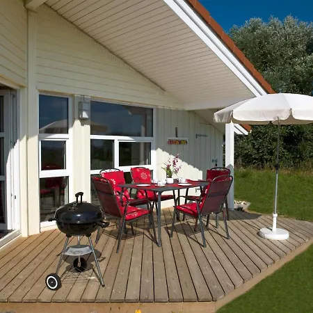 Daenische Ferienhaeuser Am Salzhaff Haus Vogelparadies Insel Poel