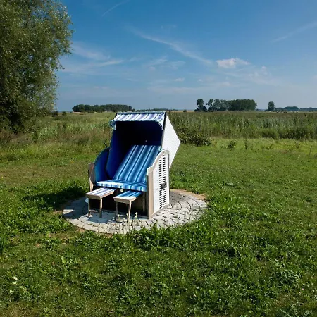 Prázdninový dům Daenische Ferienhaeuser Am Salzhaff Haus Vogelparadies Insel Poel